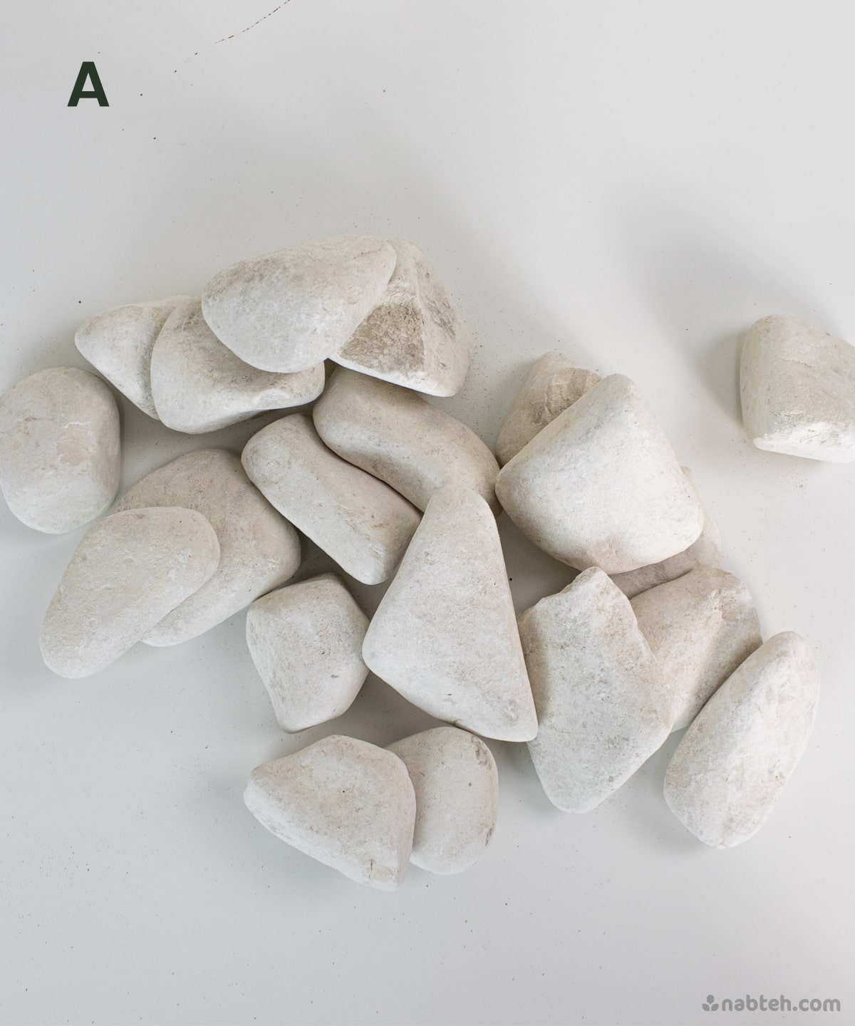 Natural River Rocks Un-Polished Pebbles (2KG)